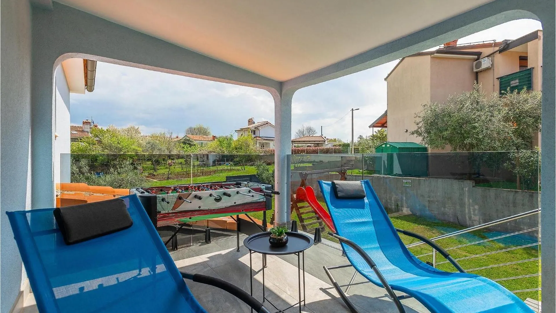 Villa Deep بوريتش