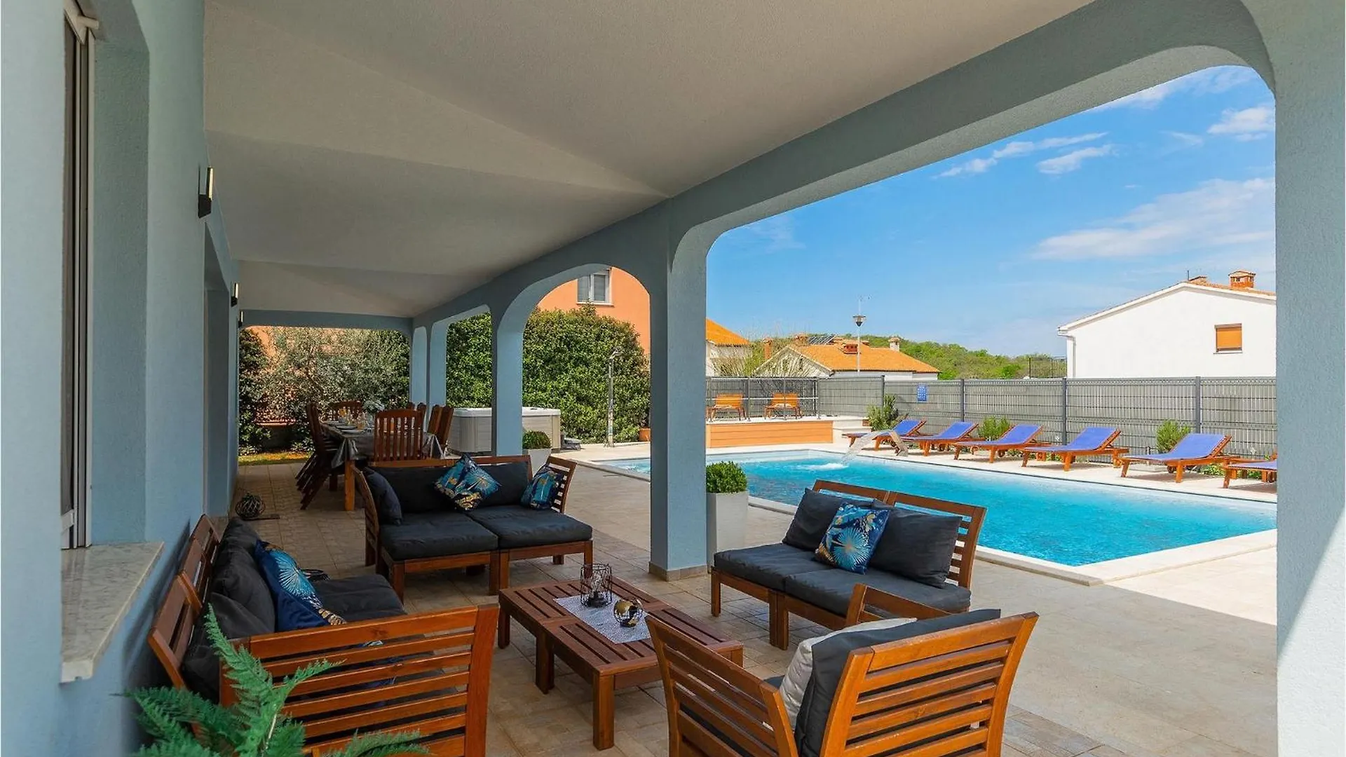 Villa Deep بوريتش 0*,
